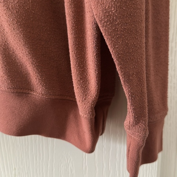 🦄RARE! ALO Yoga Soho Pullover L Chestnut - Picture 5 of 7